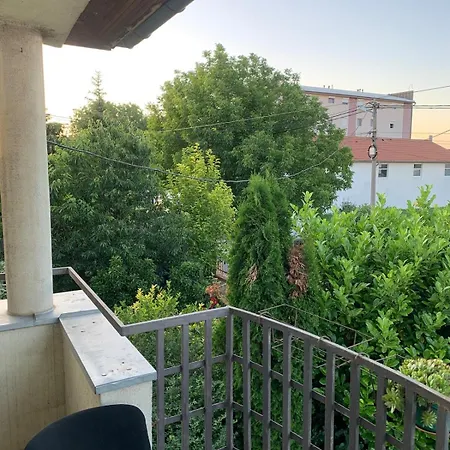 Artists Inn, Large 2 Bed Duplex Apartment, Parking Апартаменты