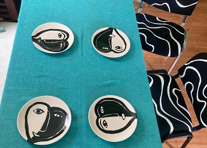 Apartamento Artists Inn, Large 2 Bed Duplex Apartment, Parking